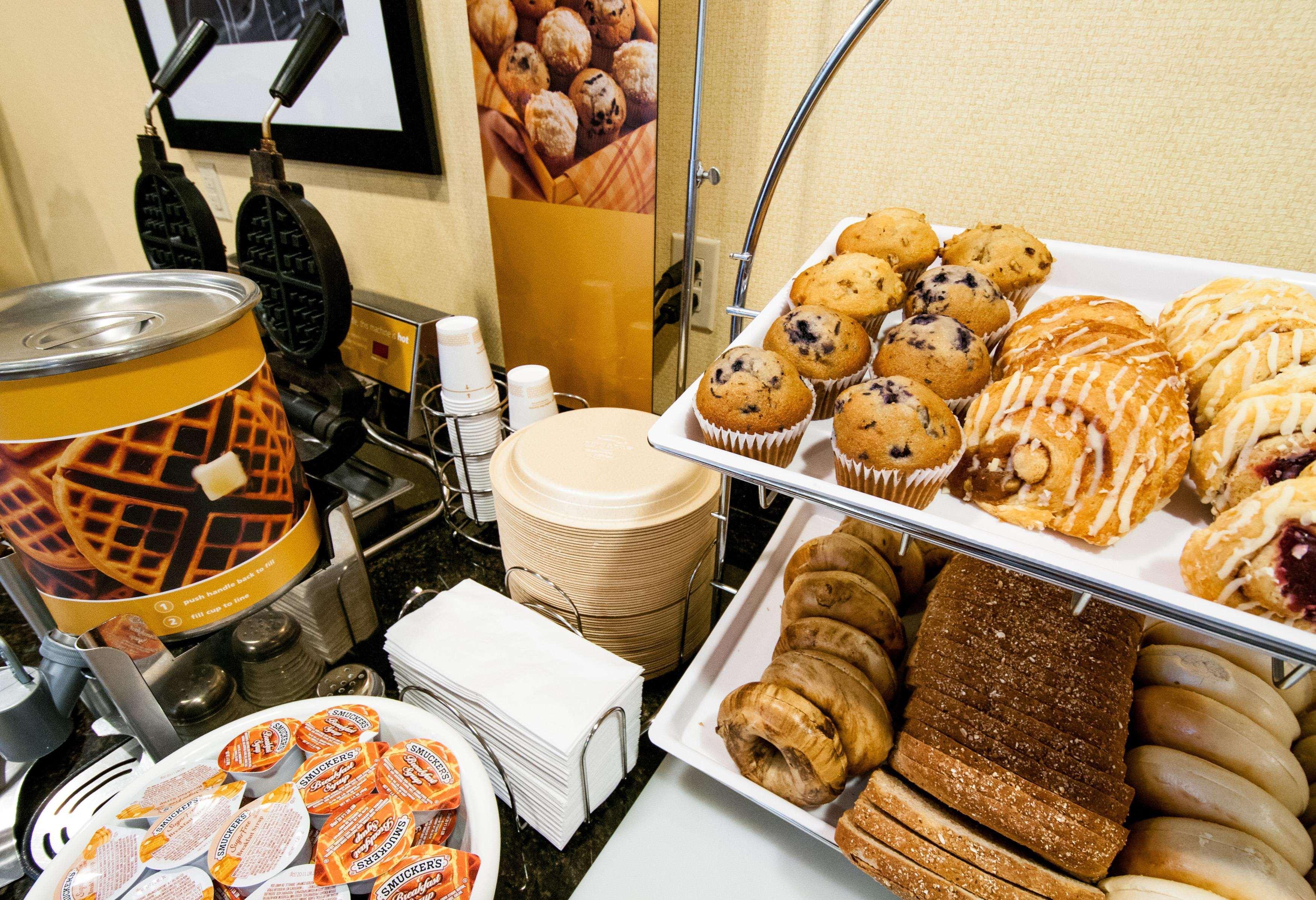 Hampton Inn & Suites Fort Myers-Colonial Boulevard Eksteriør bilde