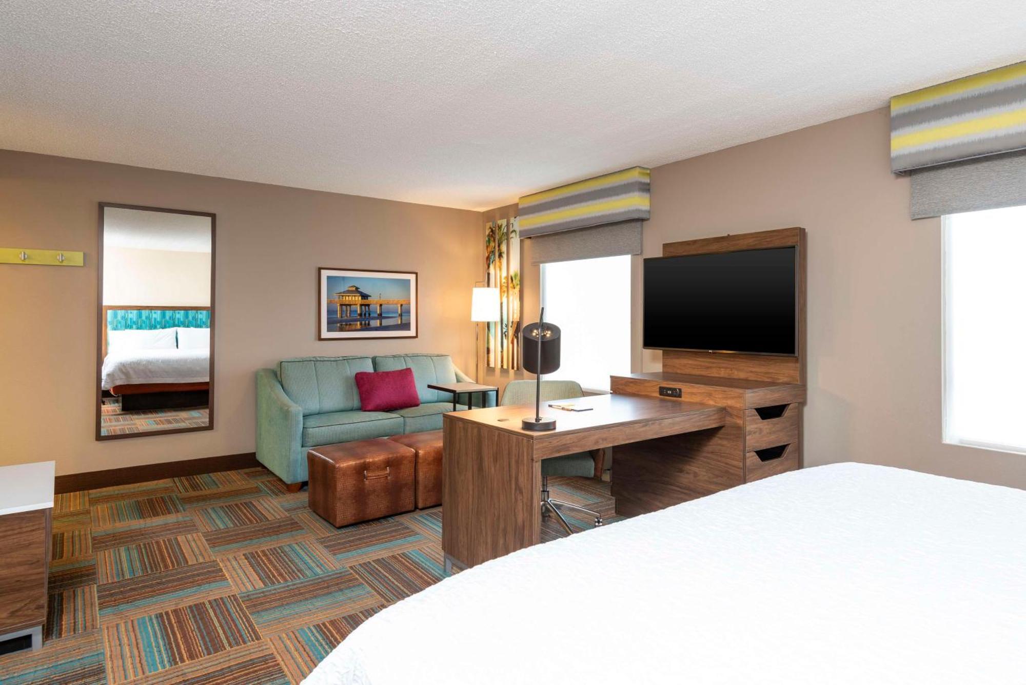 Hampton Inn & Suites Fort Myers-Colonial Boulevard Eksteriør bilde