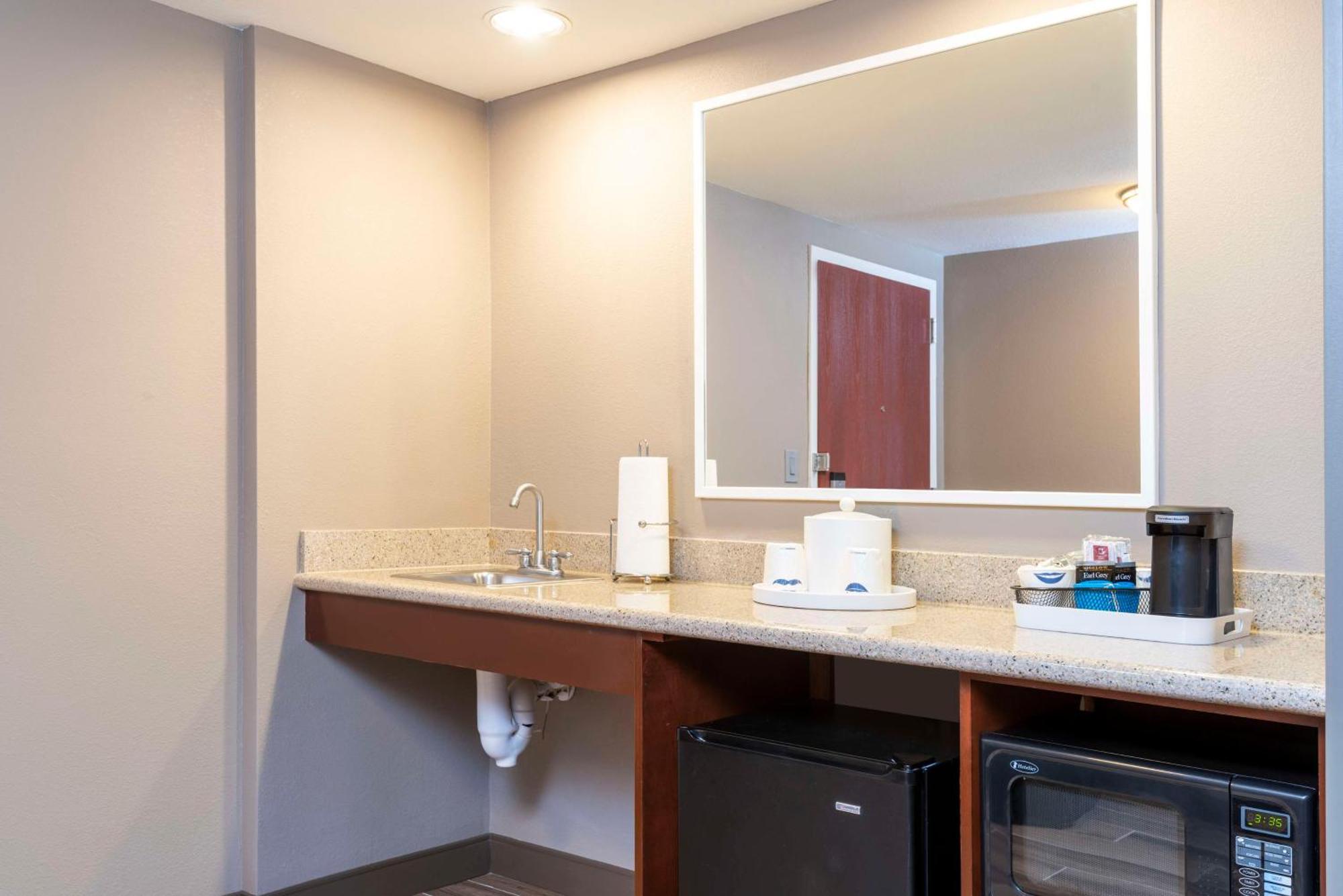 Hampton Inn & Suites Fort Myers-Colonial Boulevard Eksteriør bilde