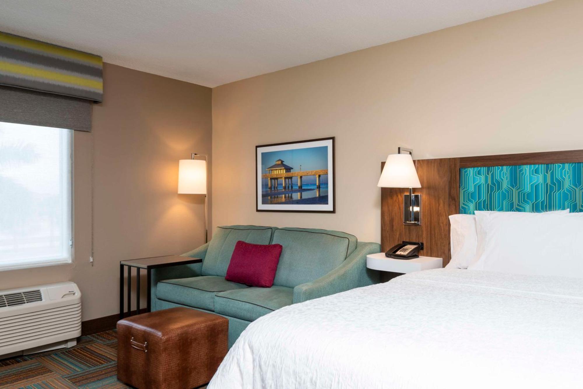 Hampton Inn & Suites Fort Myers-Colonial Boulevard Eksteriør bilde