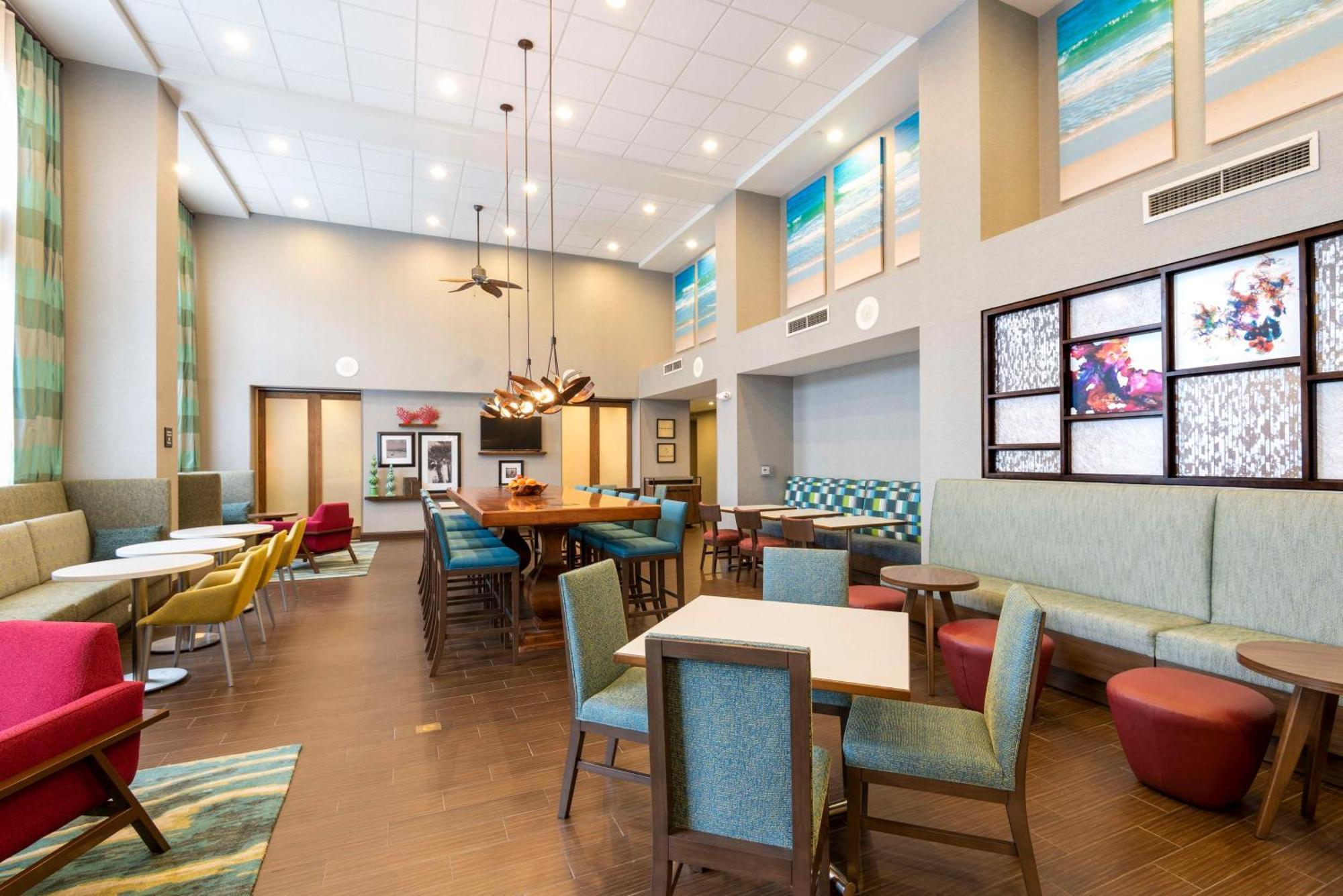 Hampton Inn & Suites Fort Myers-Colonial Boulevard Eksteriør bilde