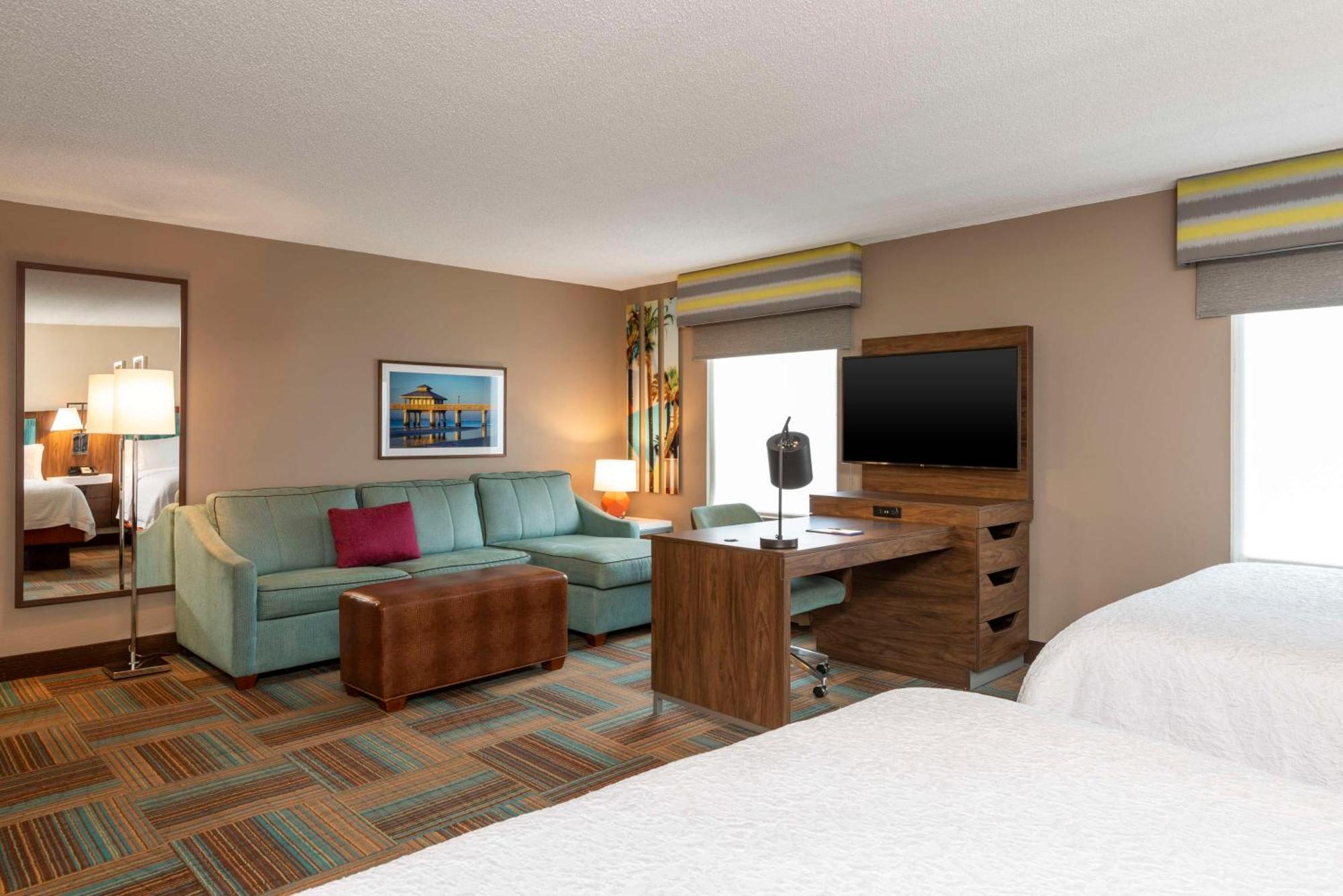 Hampton Inn & Suites Fort Myers-Colonial Boulevard Eksteriør bilde